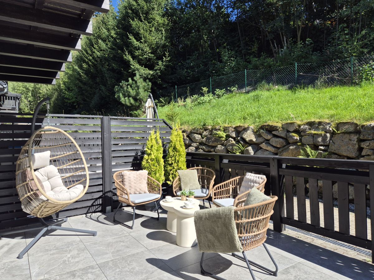Taras w apartamencie Heaven w Karpaczu